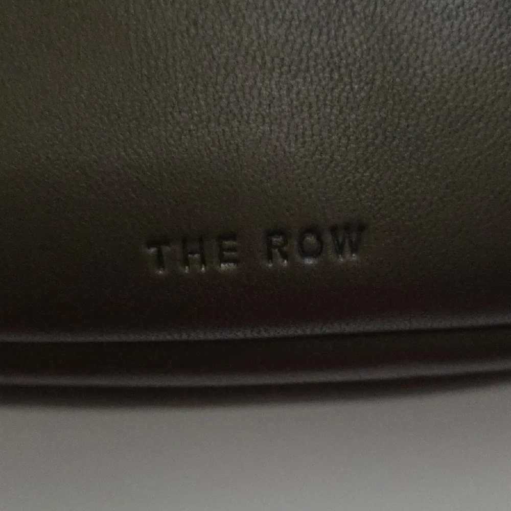 The Row Crossbody Bag Minimalist Design - Picture 3 of 8
